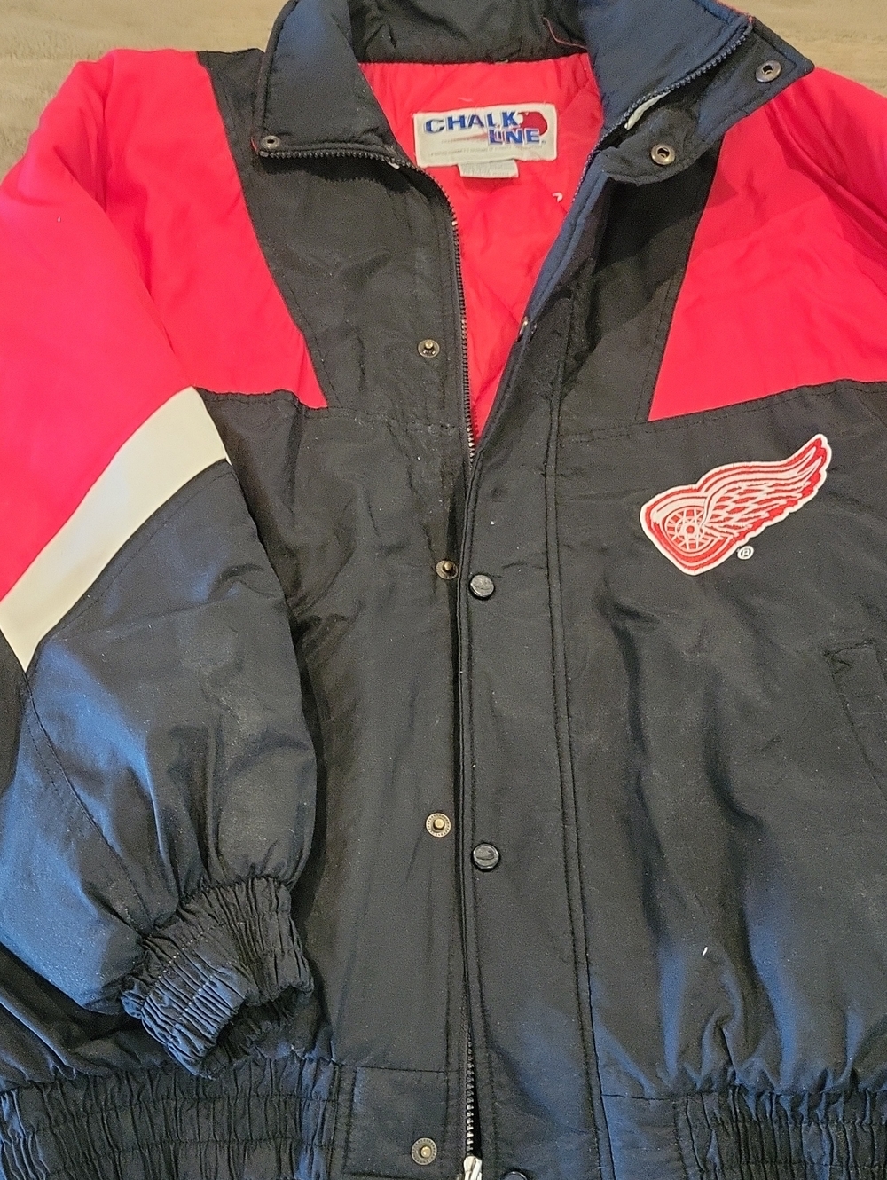 Chalk Line Mens' Detroit Red Wings Black & Red Puffer Jacket Vintage